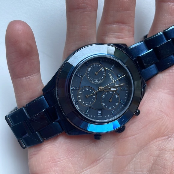 Blue Swarovski watch - Picture 3 of 5